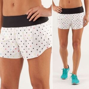 RARE Lululemon Run Light As Air Wheezy Dot Running Sport Shorts Women's Size 10